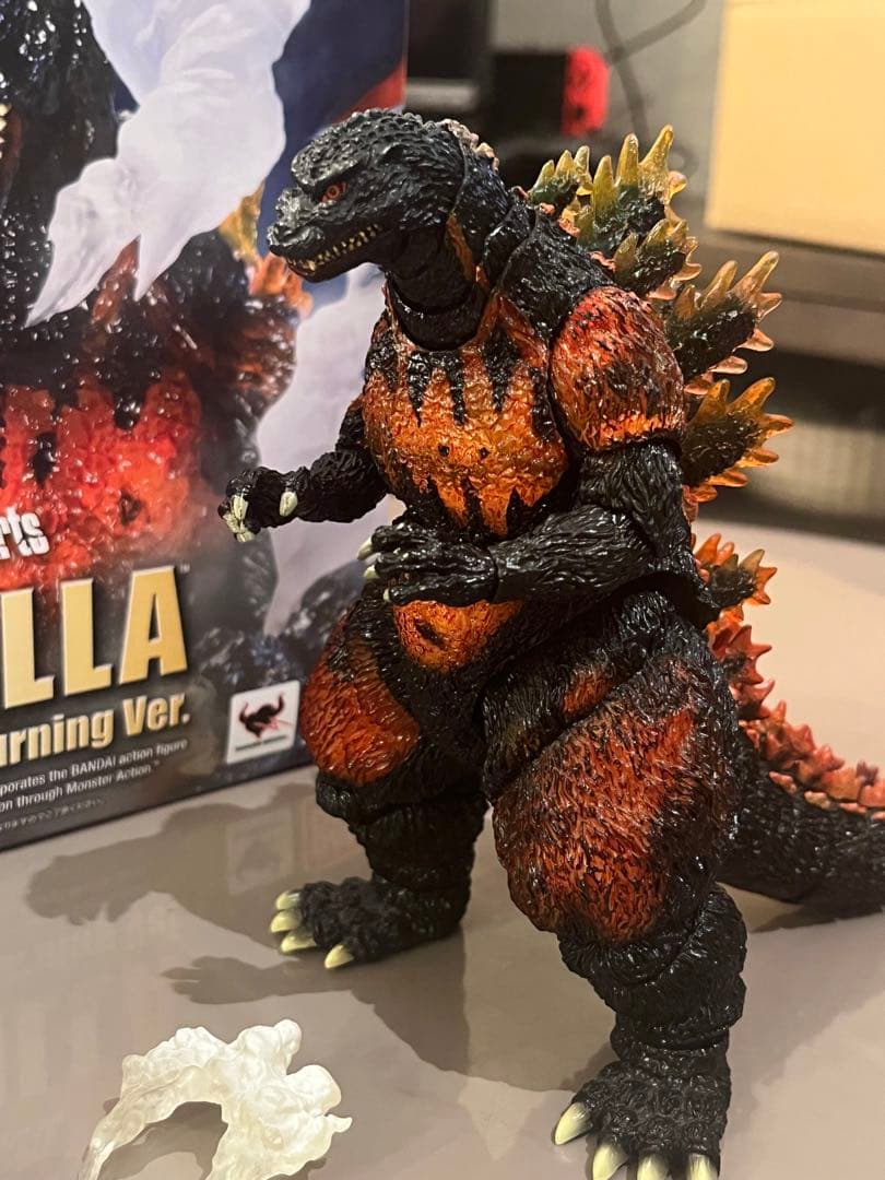 S.H. MonsterArts ゴジラ (1995) アルティメットバーニング