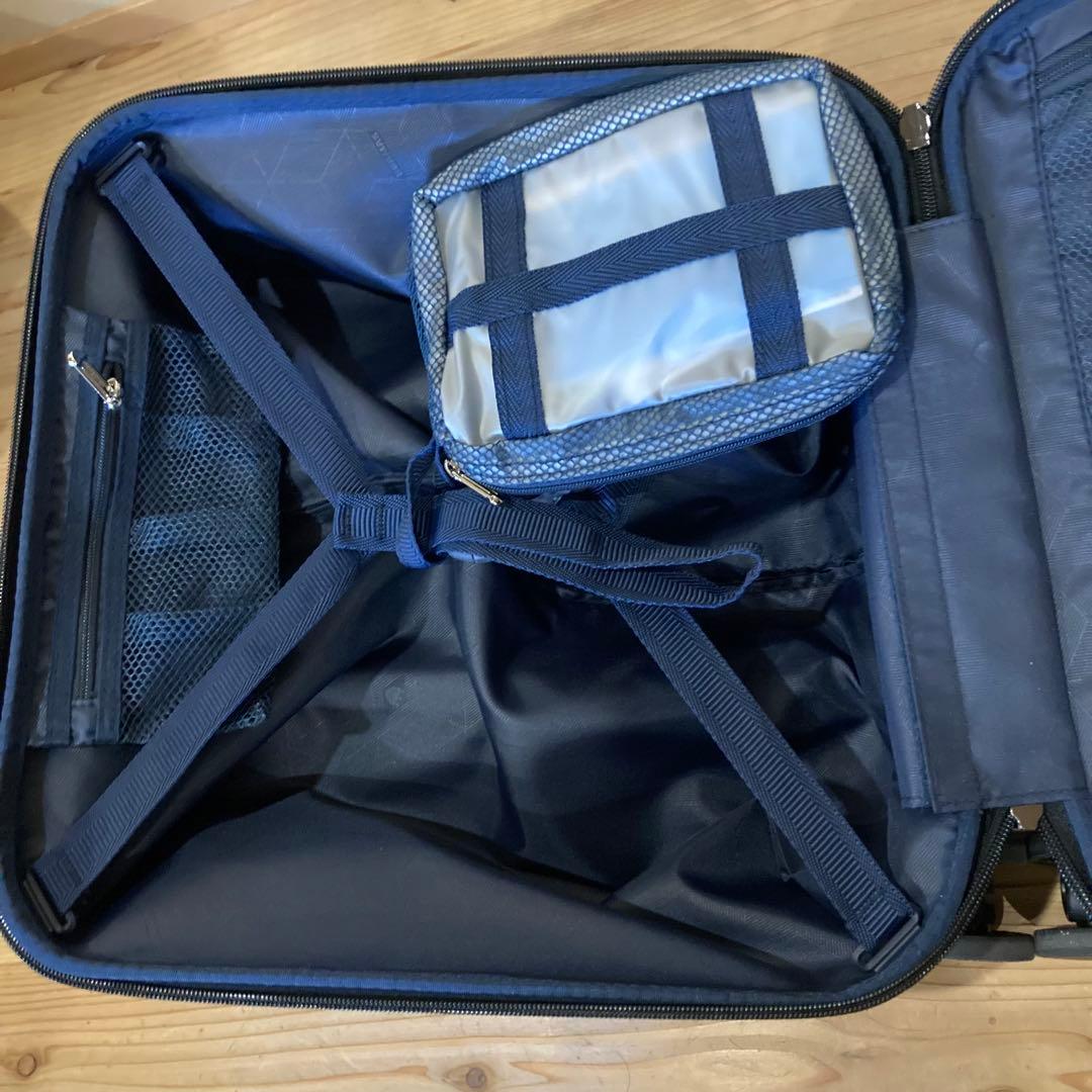 新品　未使用品　バーマス　スーツケース　33L 参考価格30,800円