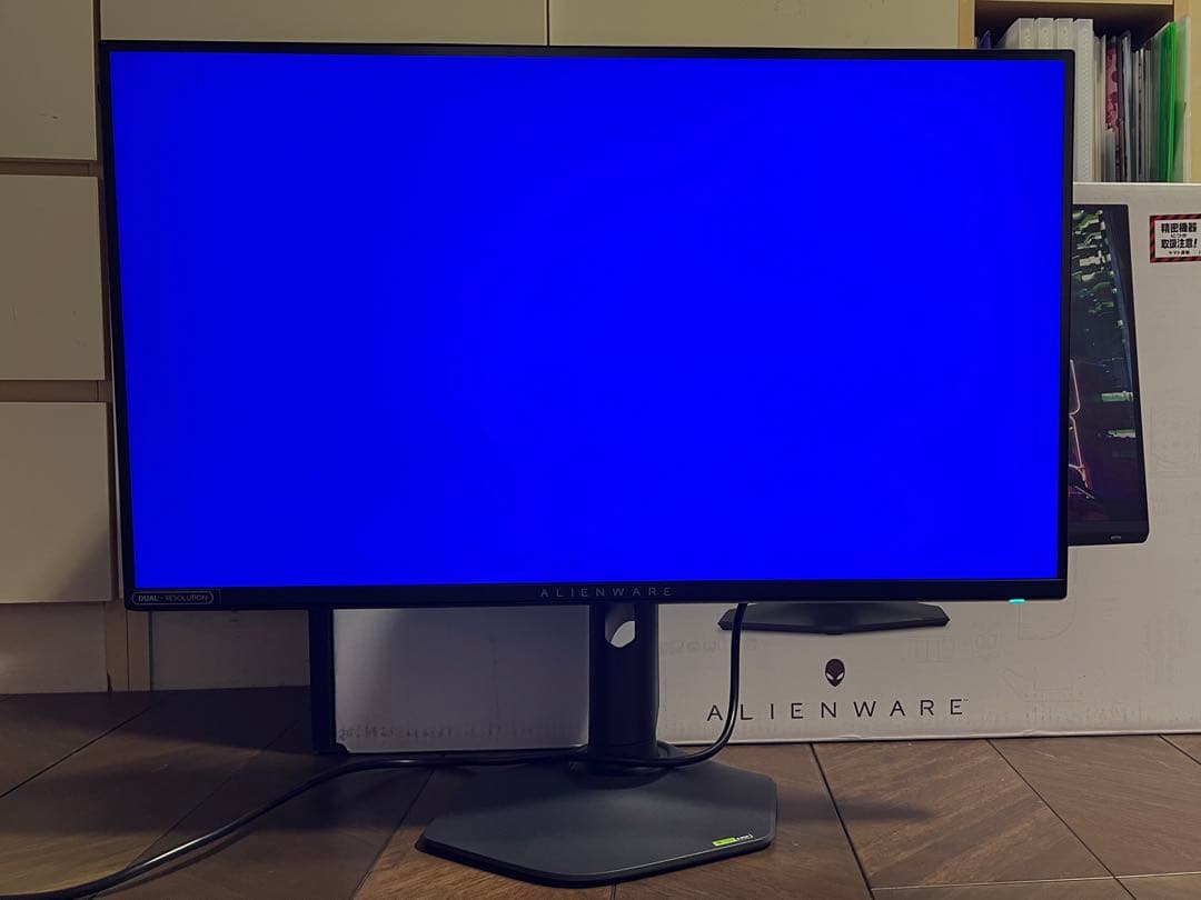 Alienware 27 4K ゲーミングモニター AW2725QF