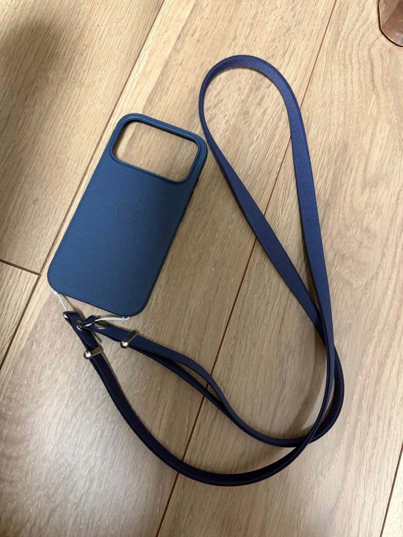 ネイビー MagSafe対応 iPhone17pro ケース ストラップ付