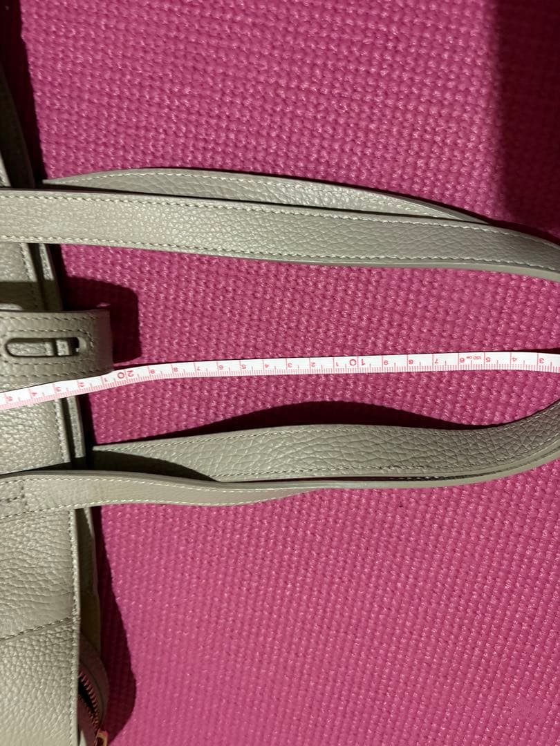 FURLA ベージュグレー レザー ショルダーバッグ