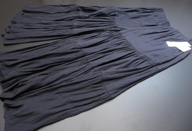 新品未使用品*洋服屋*4298*シズカコムロ*ガウチョパンツ*サイズ*42