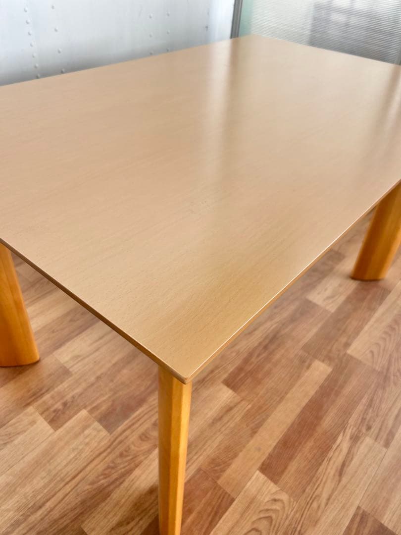 667 大塚家具 ダイニングテーブル　北欧風 モダン ナチュラル 幅135 a