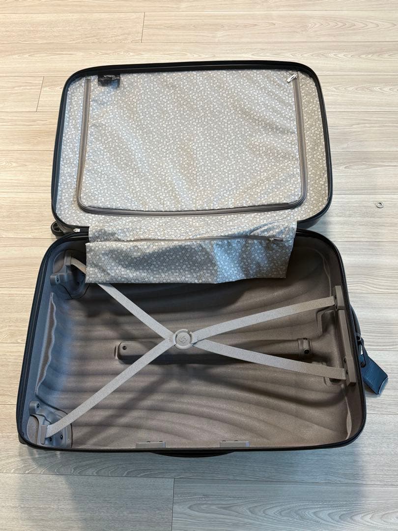 サムソナイト　コスモライト3.0 スピナー　キャリーケース