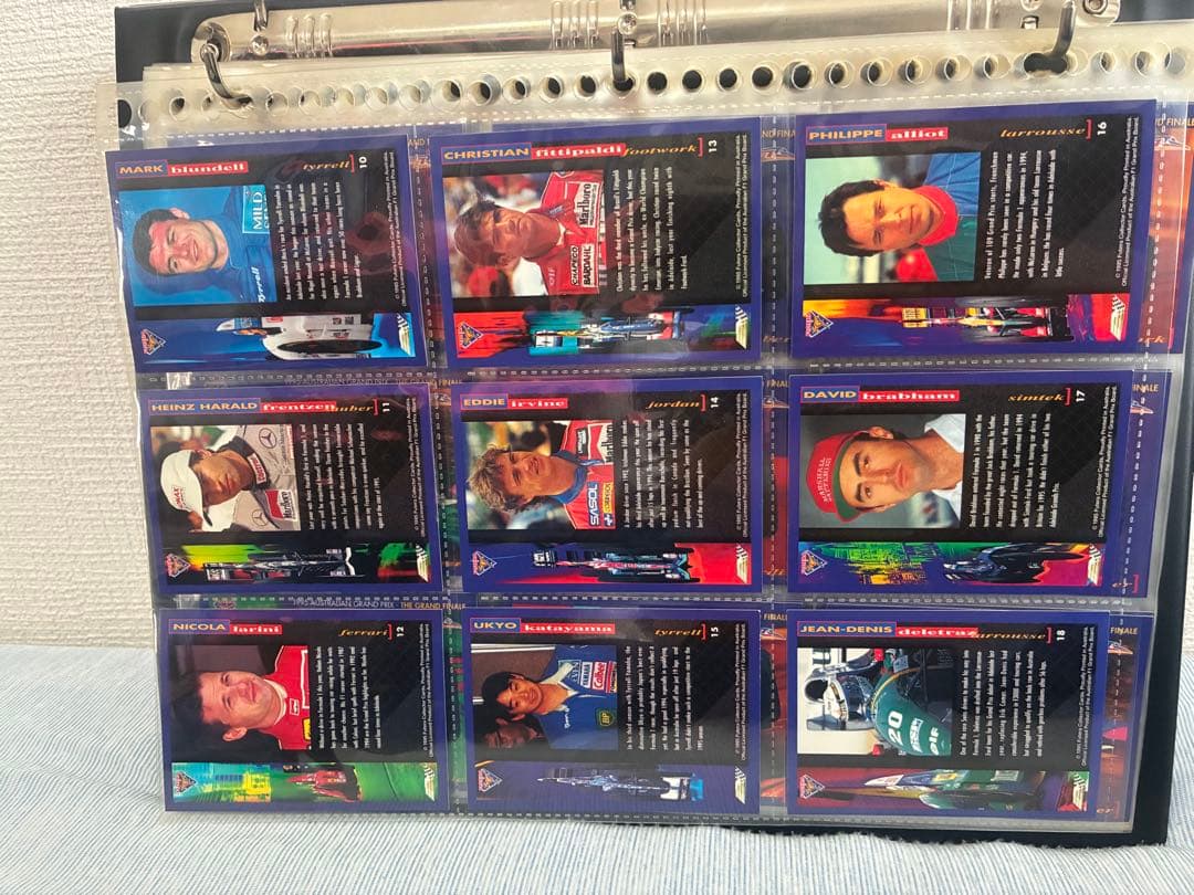 F1 Futera Grand Prix 145枚トレカ、カード入れバインダー付