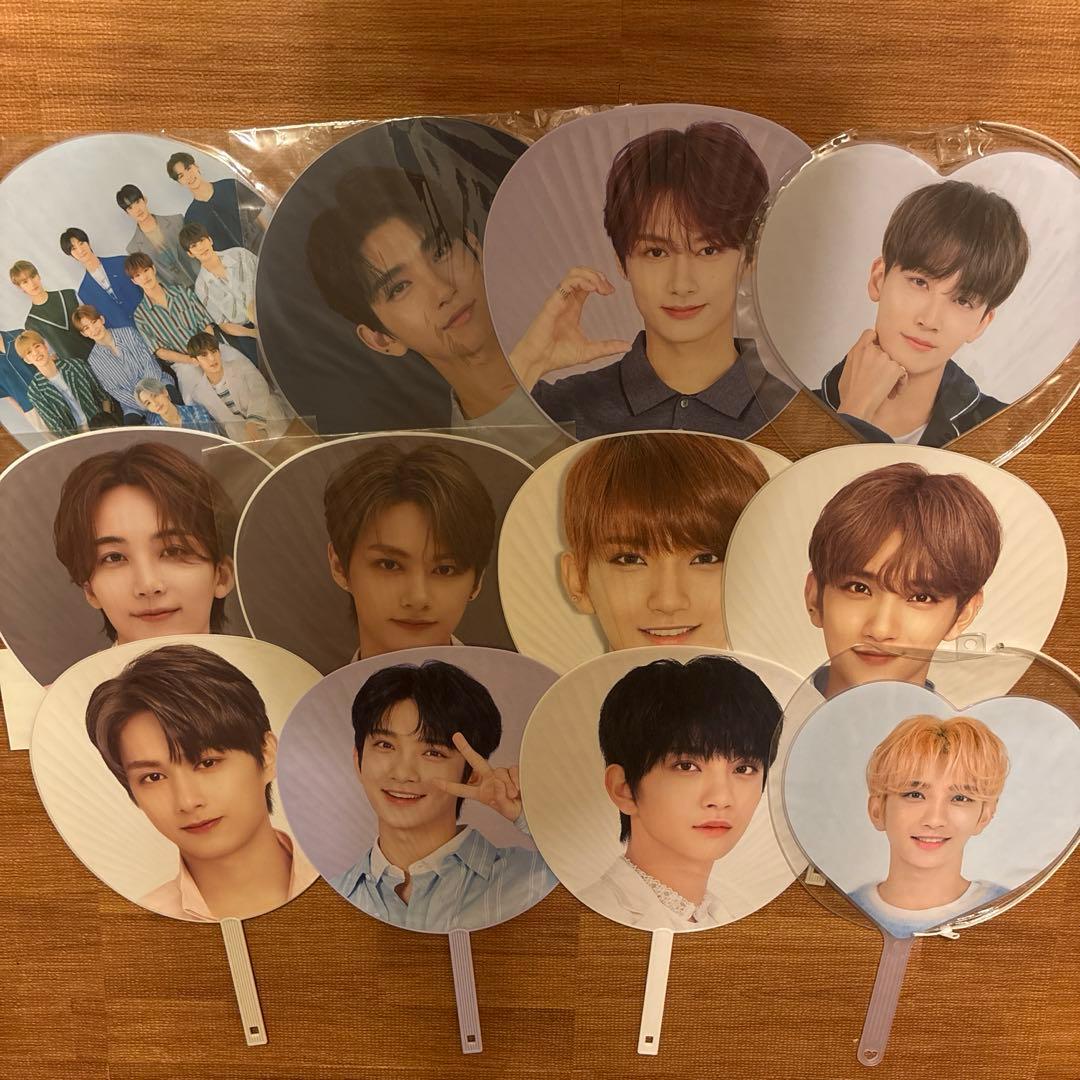 seventeen うちわ　12枚セット