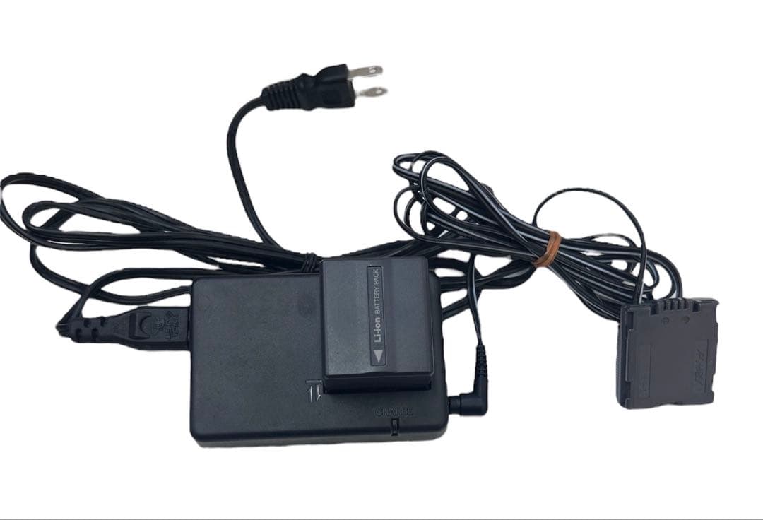 ビデオカメラ HITACHI DZ-GX3200