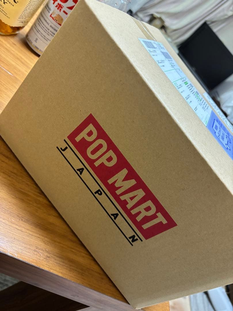 新品☆未開封☆正規品☆POP MART Big into Energy BOX