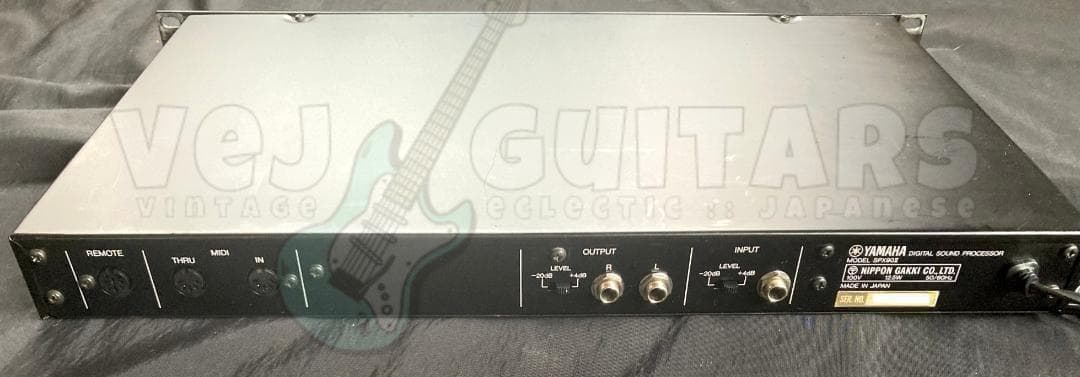 Yamaha SPX-90II 伝説のSymphonic搭載　マルチFXラック