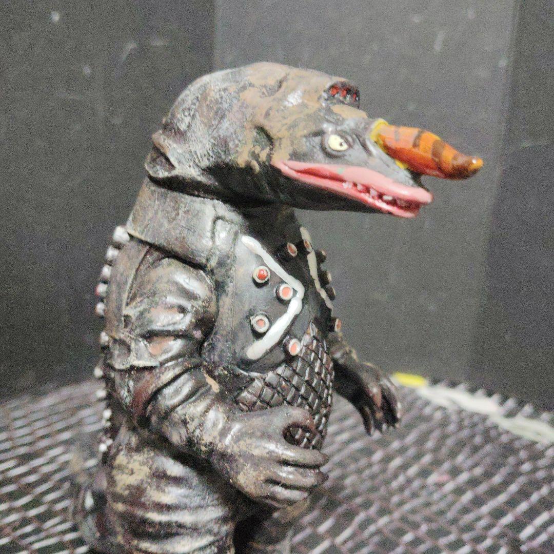 最終価格ウルトラ怪獣現行シリーズ初代マン怪獣ザラガス.アントラー.ゴモラ
