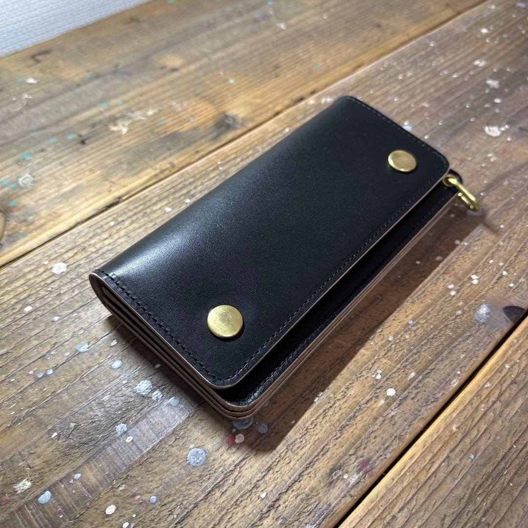 タツタツ　ロングトラッカーウォレット　丘染め茶芯ブラック　シルバー