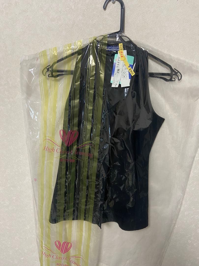 美品バーバリーノースリーブリボントップス36