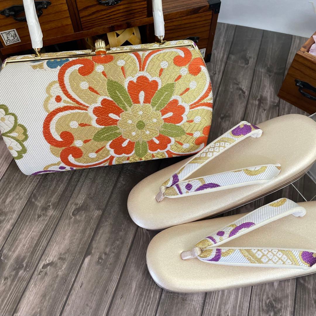 ☆1050✨振袖や訪問着などに✨有名ブランド 西陣織 草履バッグ 箱入り　L