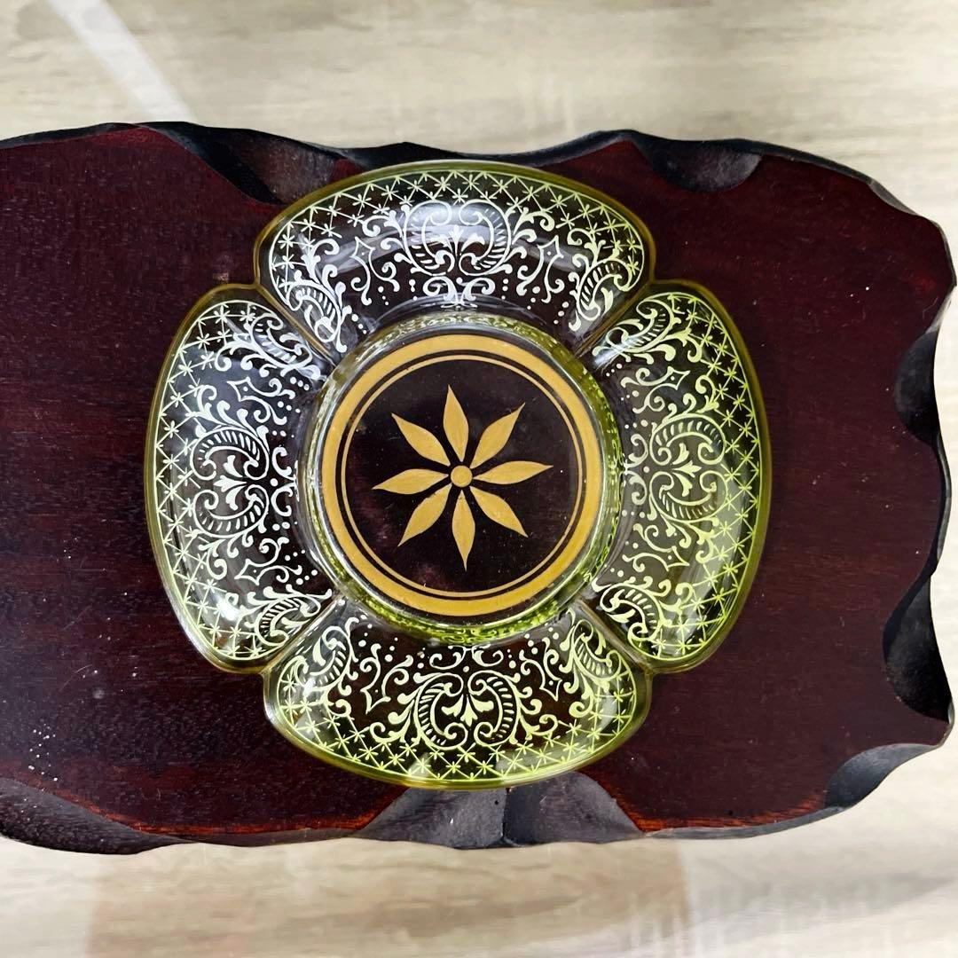 骨董　時代ガラス　精密エナメル絵付け　金彩　四葉型　ウランガラス　プレート１客