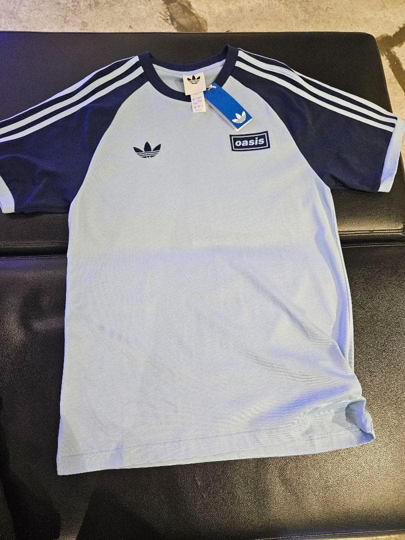 正規品 M adidas × oasis Tシャツ 新品 タグ付き ブルー