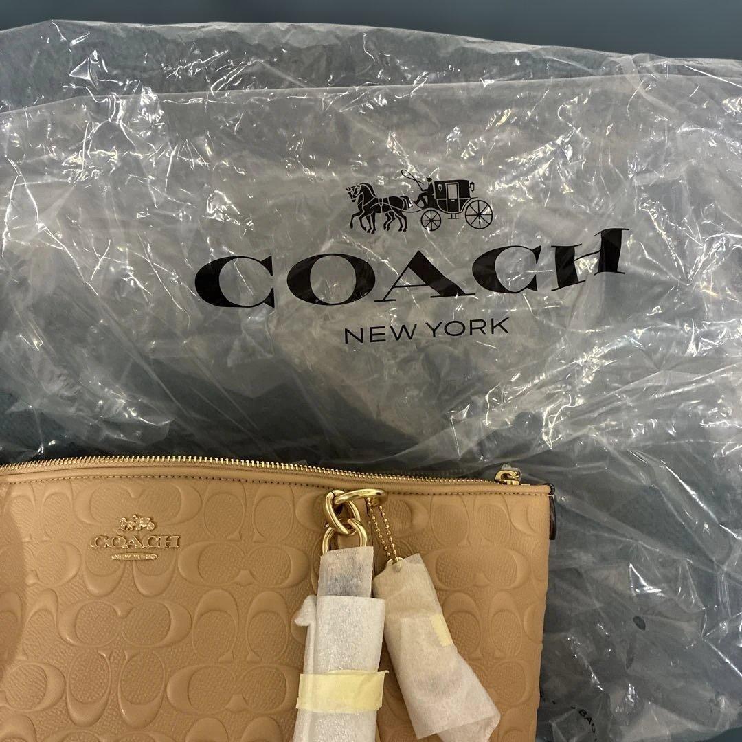 新品未使用COACH ベージュ ショルダーバッグ最終値下げ