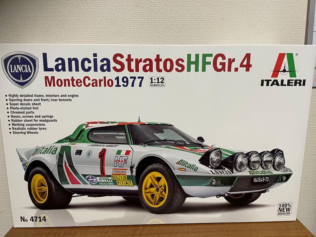 Lancia Stratos HF Gr.4 1:12 モデルキット