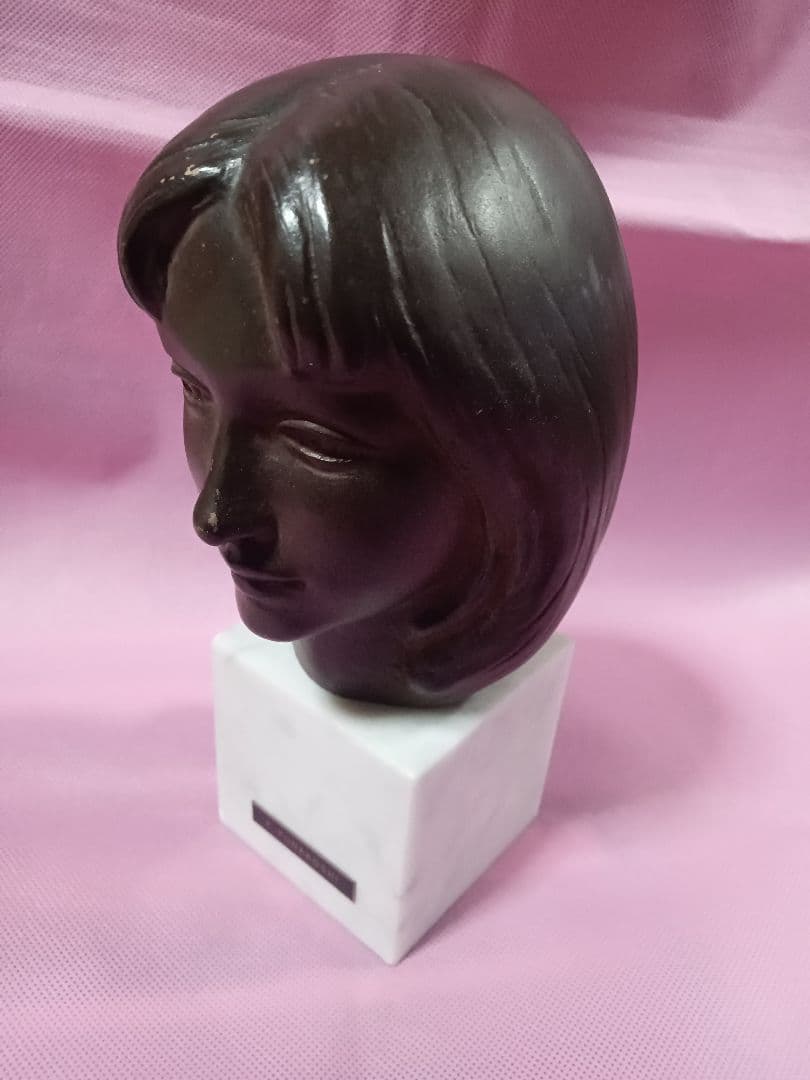 船越保武作　ブロンズ像　\"K嬢\"　銘有　高さ21センチ 彫刻オブジェ