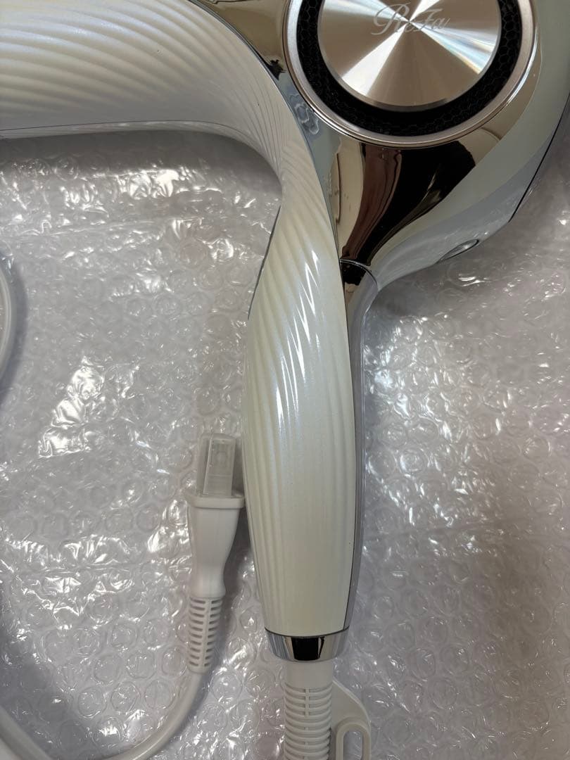 2024年製 ReFa ビューティックドライヤー プロ リファ ホワイト MTG