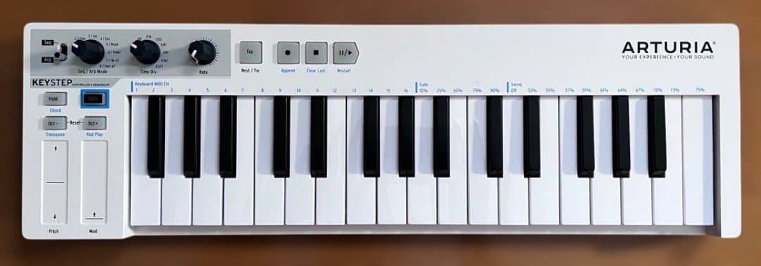 ARTURIA KEYSTEP MIDI・コントローラー・キーボード・DAW