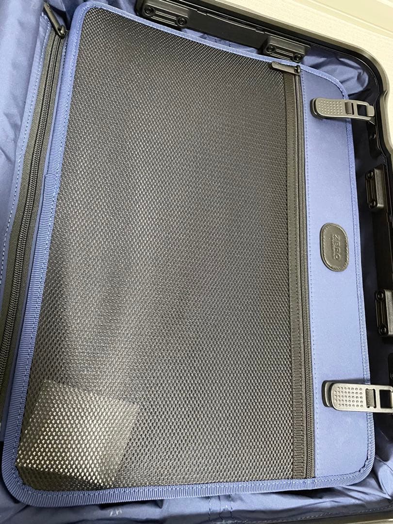 新品 ゼロハリバートン アルミ スーツケース ブラック 39L