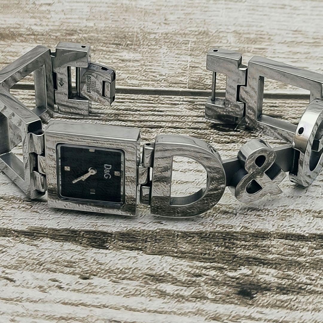 動作品　腕時計　D&G TIME　ドルチェ＆ガッバーナ　シルバー　ブレスレット