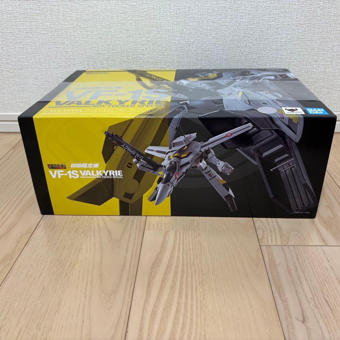 DX超合金 超時空要塞マクロス 初回特典 VF-1S ロイ・フォッカー
