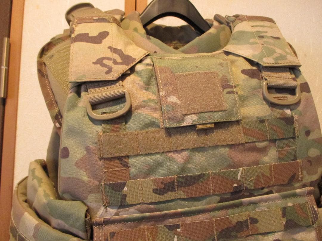 新品　米軍　レプリカ IOTV　防弾チョッキ　プレートキャリア　ボディアーマー