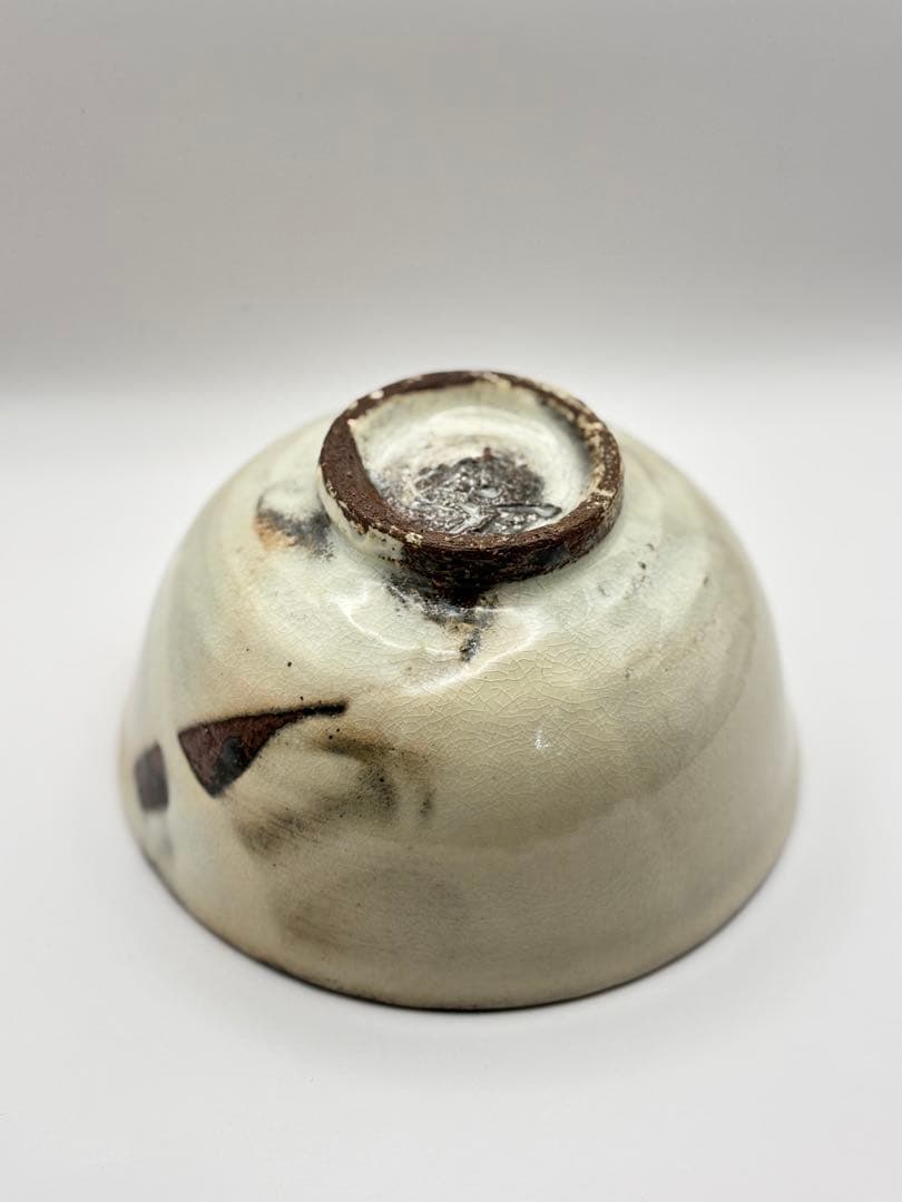 唐津焼　粉引茶盌（管理番号002）