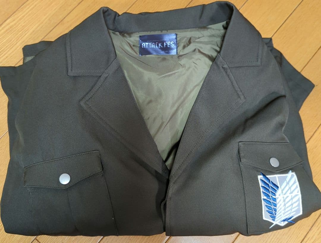 進撃の巨人10th ANNIVERSARY “ATTACK FES” コート