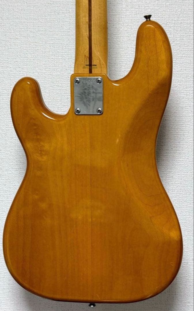 ビリーシーン 「Wife」 Fender Japan PB57-1100 HC付