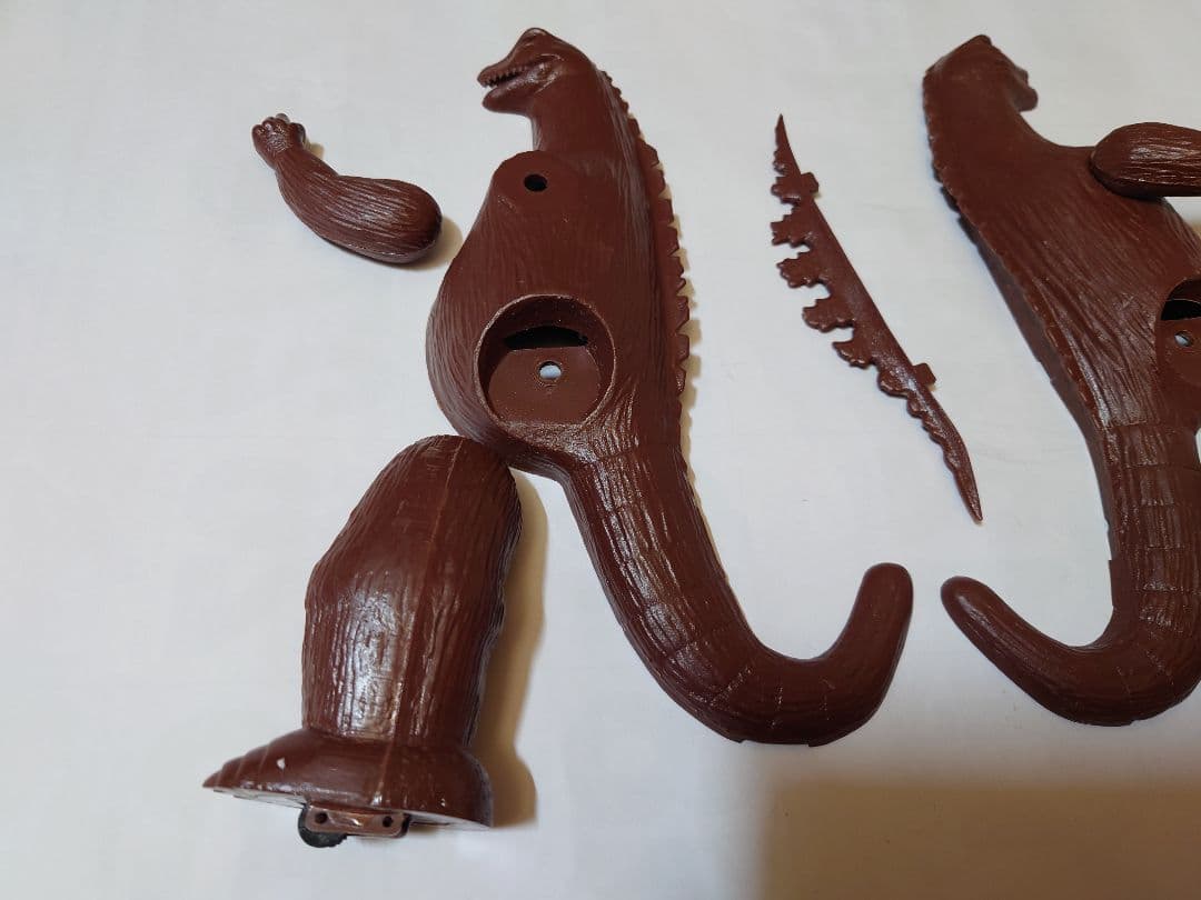 最初期版　ゴジラ　世紀の大怪獣！！マルサン　国産プラモデル第一号　電動プラモデル