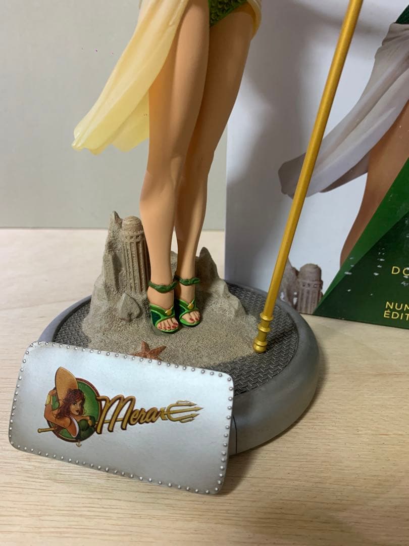 DCコミックス ボムシェルズ　メラ スタチュー　　アメコミ　レア