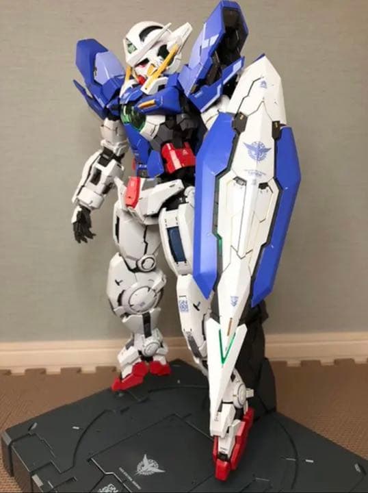 PG エクシア　完成品　無塗装