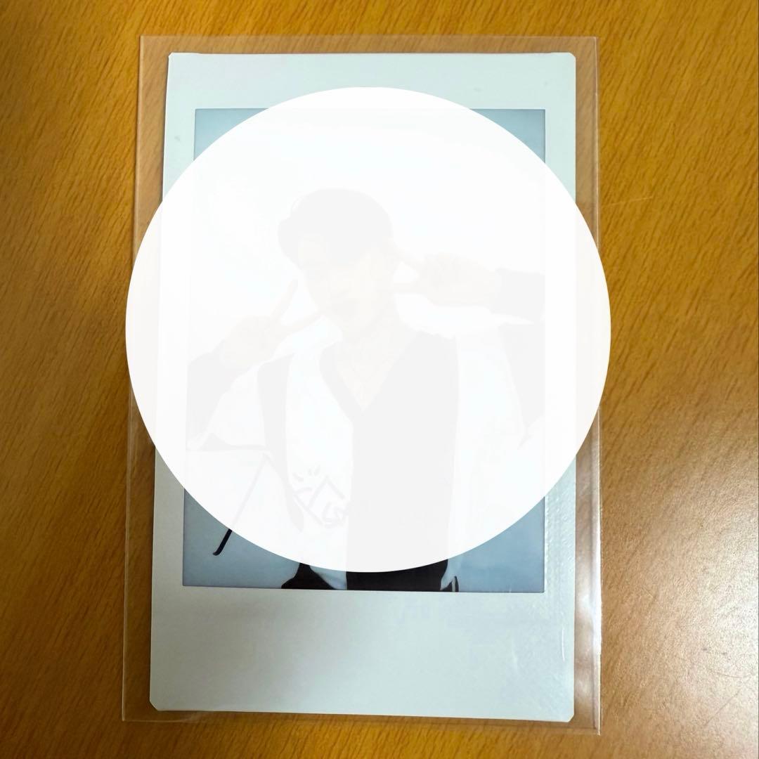ATEEZ サン　サイン入りポラ