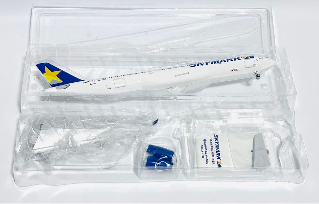 クロスウィング 1/200 A330-300 SKYMARK エバーライズ製