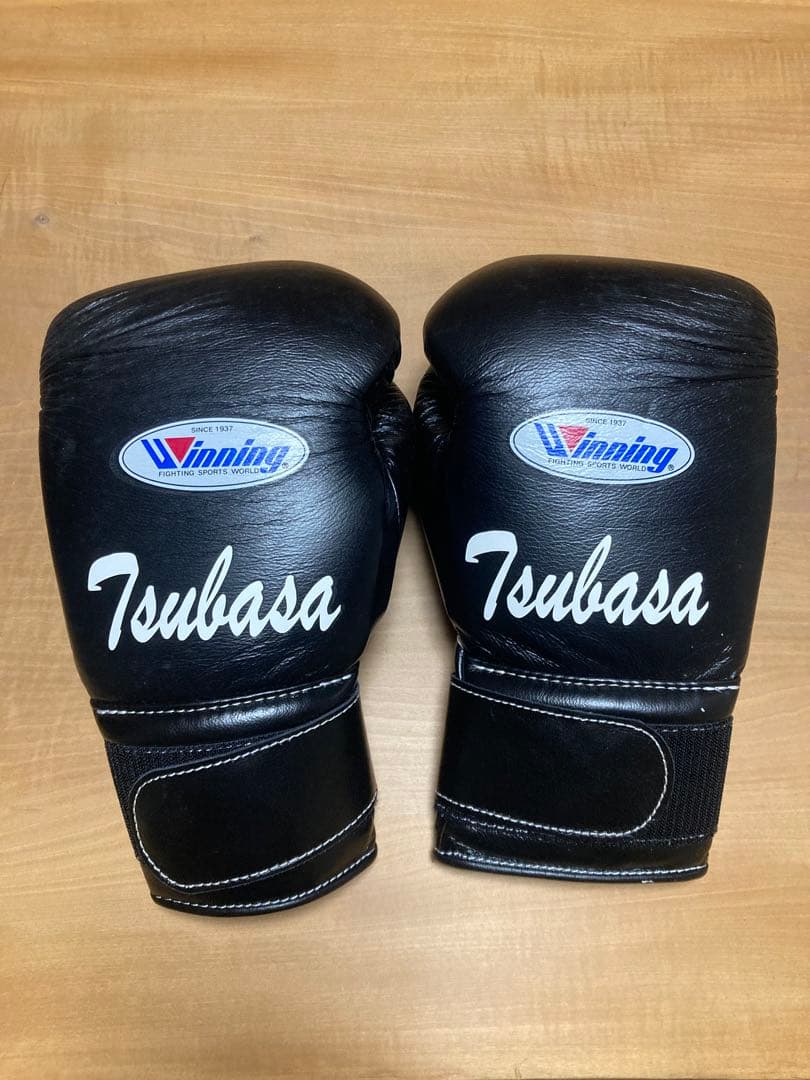 【doorzo公式アカウント02❗️】ウイニング　ボクシング　グローブ