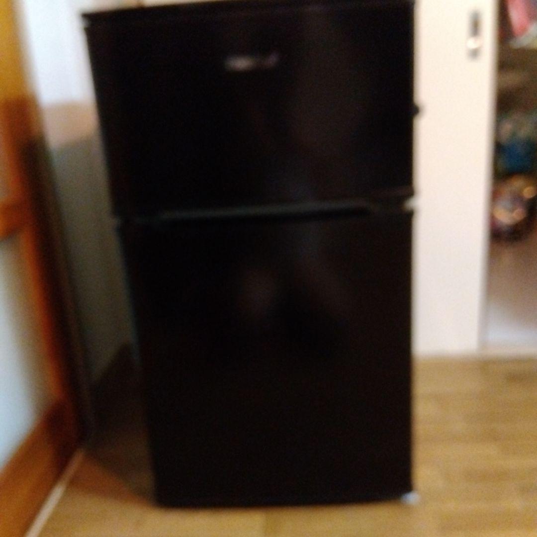 在庫 冷蔵庫　comfee RCT90BL 2023年製