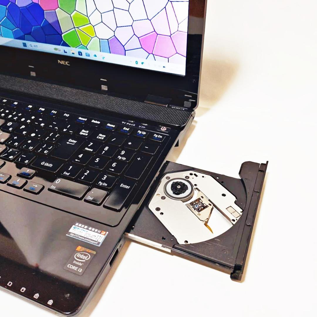 【美品】新品SSD256G・メモリ8Gで爆速！★設定済 Lavieノートパソコン