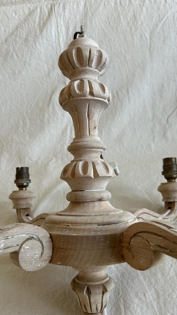 フランスアンティーク　木製シャンデリア　４灯　シャビー　店舗什器