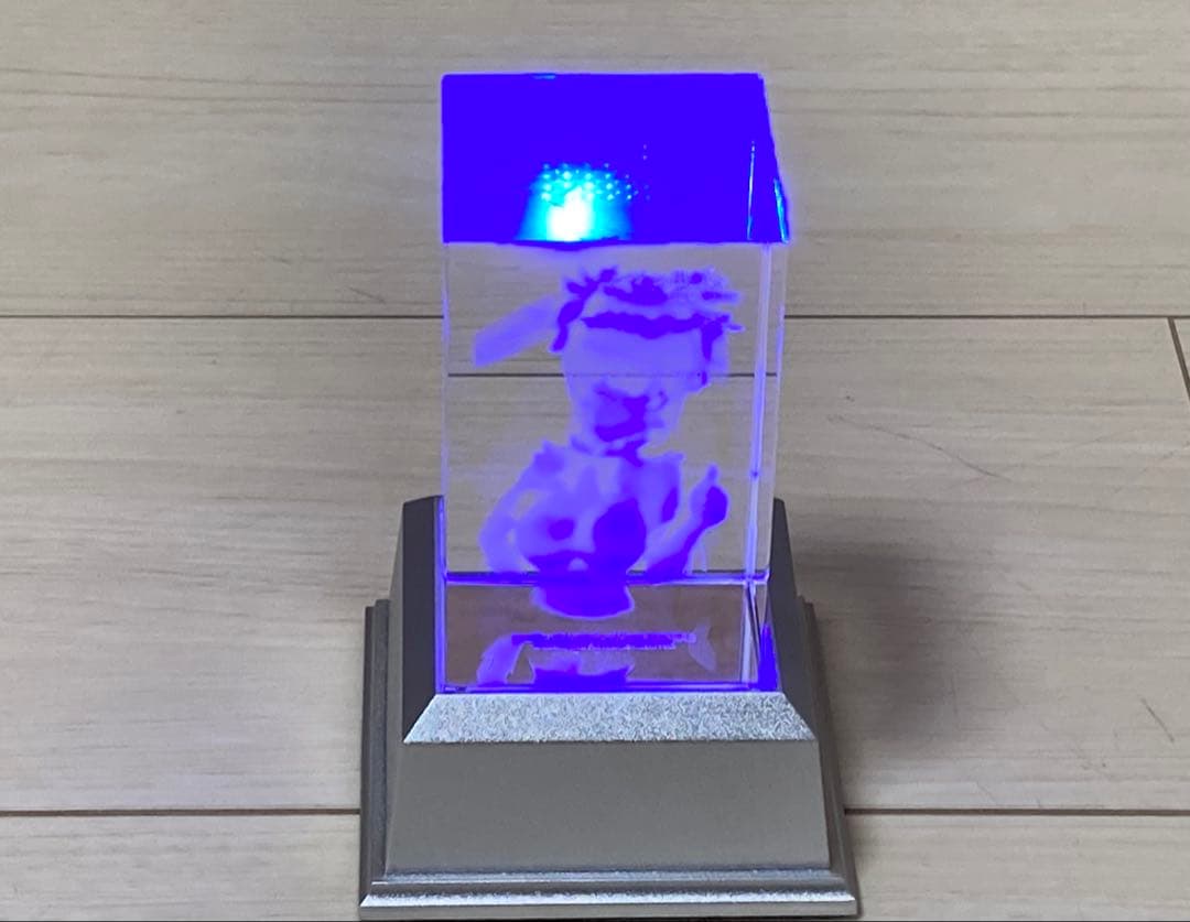 ダンジョンに出会いを求めるのは間違っている　水と光のフルランド 3Dクリスタル