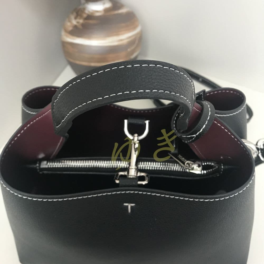 黒 レザー トートバッグ ショルダーバッグ