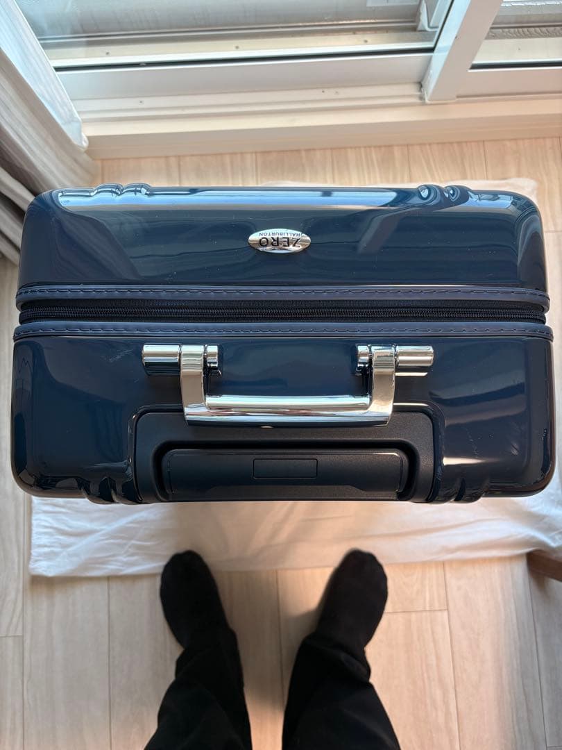 美品　ゼロハリバートン　54L ネイビーブルー