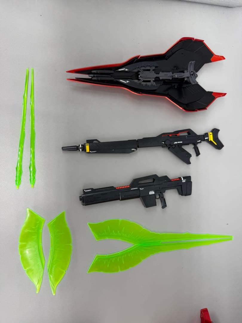 ガンプラ　MG サザビー Ver.Ka スペシャルコーティング 完成品