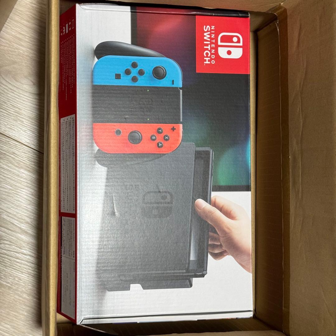 Nintendo Switch 本体 ジョイコンなし SDカード ケース 箱付き