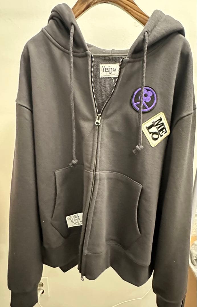 マウスラビット　パーカー　チャコール　イェソン　韓国