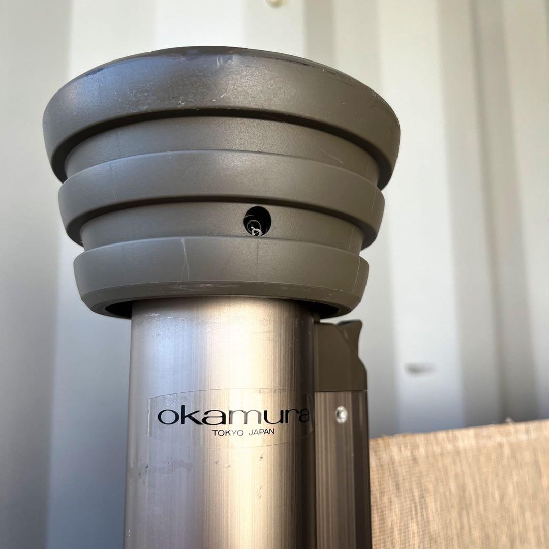 取付無料！オカムラ クロス内蔵 伸縮式ロールパーテーション スクリーン✨