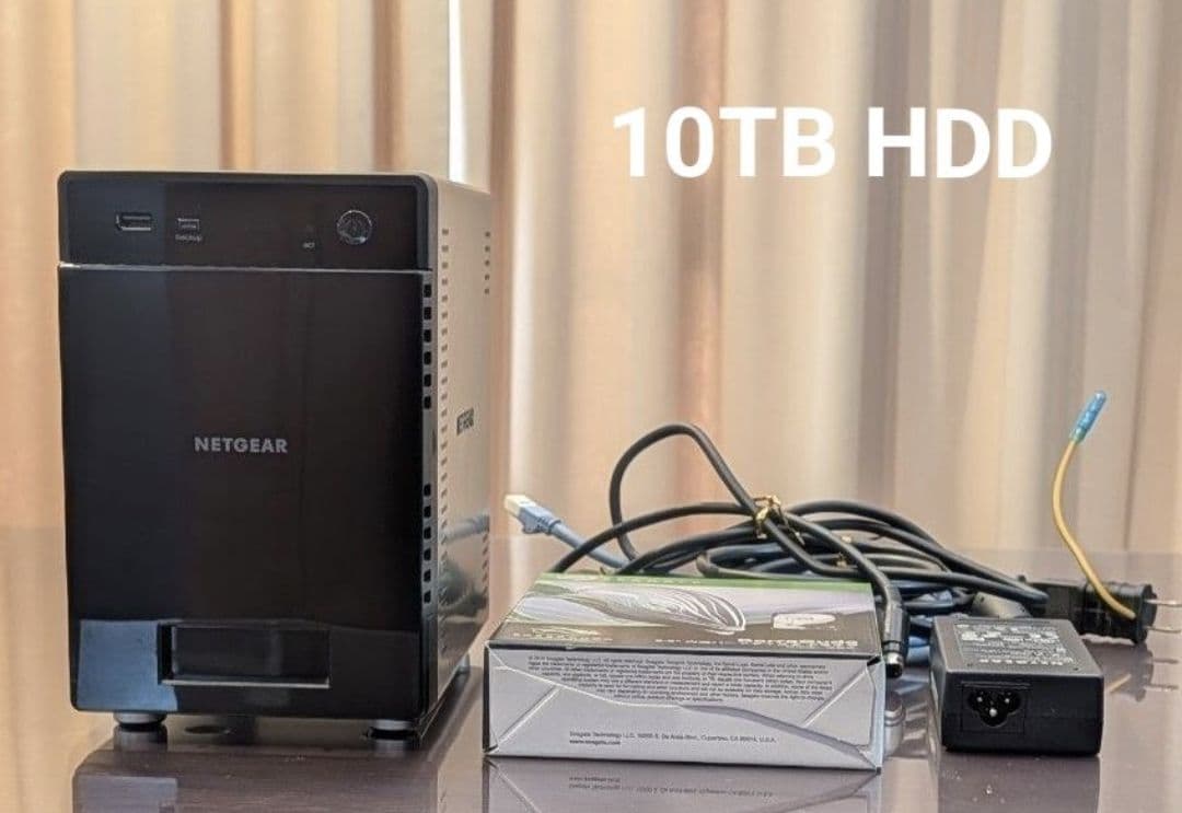 NETGEAR ReadyNAS 104/HDD　10TB★　新品予備HDD付