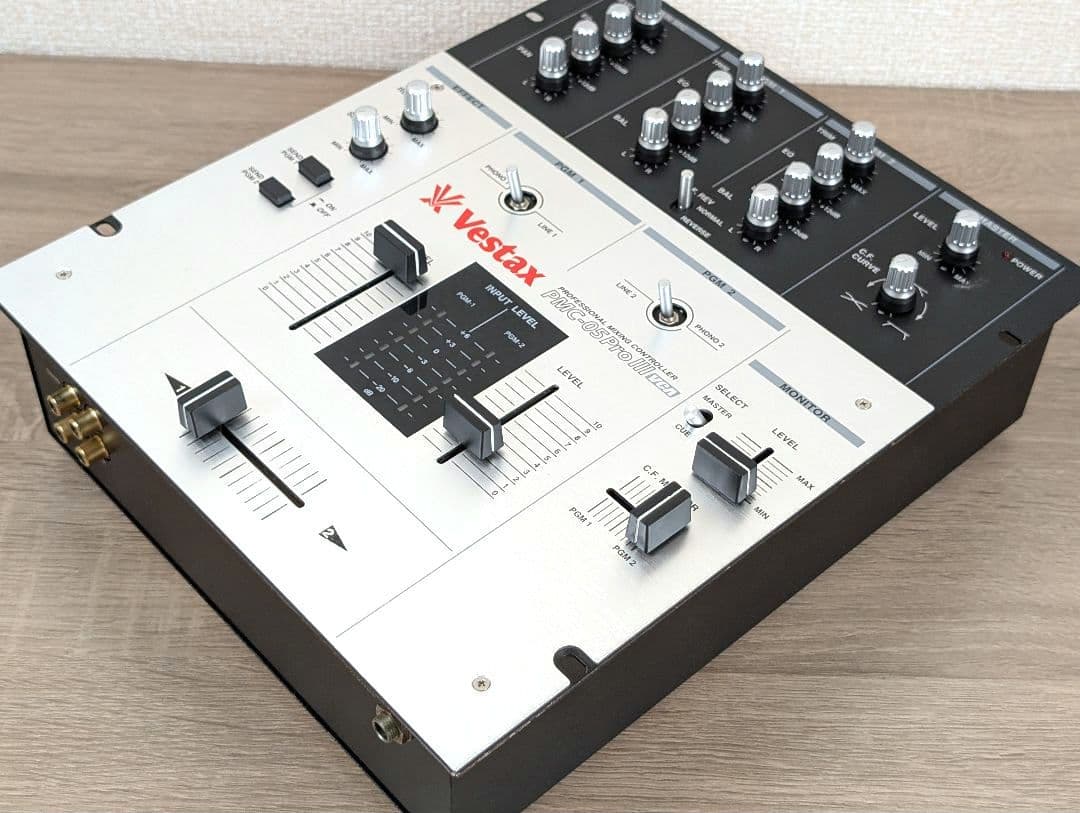 【名機・良品】Vestax PMC-05 Pro III VCA DJミキサー