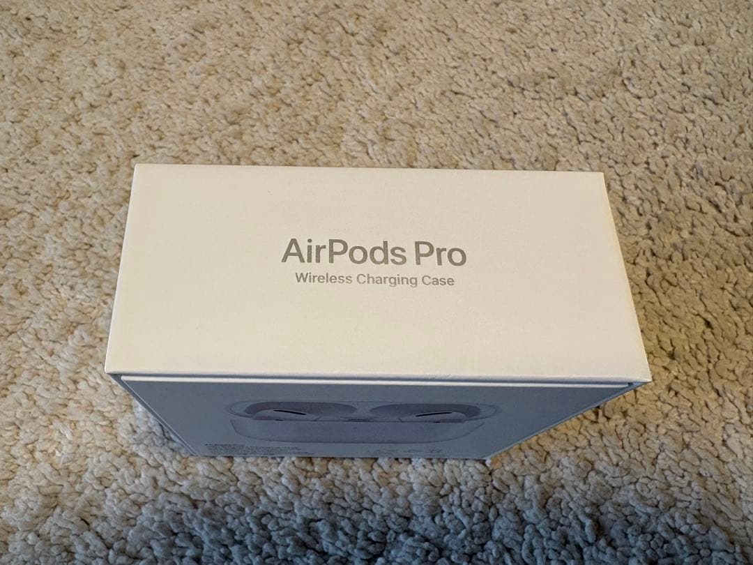 イヤホン AirPods Pro with Wireless Charging Case